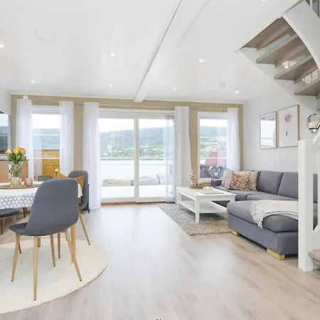 Gorgeous In I Romsdal With Kitchen * Eidsvag (Nesset)