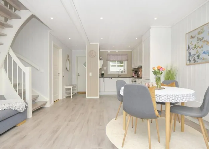 Stunning In I Romsdal * Eidsvåg